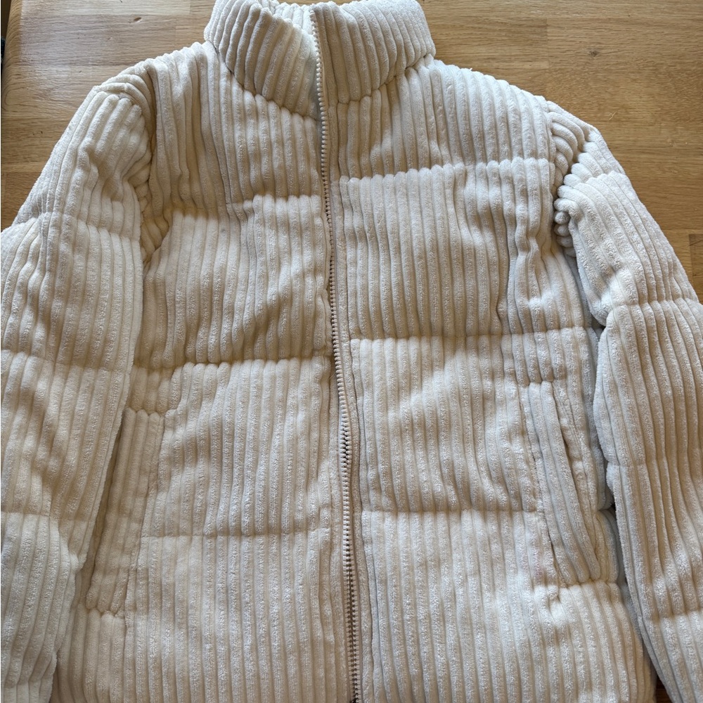 Koolaburra Cream Ribbed Puffer Jacket with Stand Collar